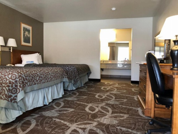 Royal Inn Provo image 10