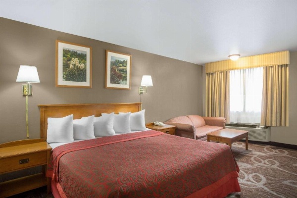 Royal Inn Provo image 27